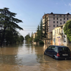НАИБОЛЬШИЙ УЩЕРБ СТИХИЯ В ЭТОМ ГОДУ НАНЕСЛА СУХУМУ