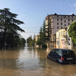 НАИБОЛЬШИЙ УЩЕРБ СТИХИЯ В ЭТОМ ГОДУ НАНЕСЛА СУХУМУ