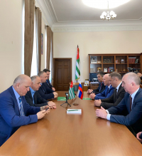 ВИЦЕ-ПРЕЗИДЕНТ ПРИНЯЛ  ДЕЛЕГАЦИЮ ЛЕНИНГРАДСКОЙ ОБЛАСТИ