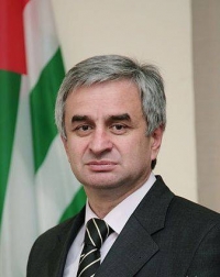 РАУЛЬ ХАДЖИМБА: НАМ НУЖНО СФОРМИРОВАТЬ ГОСУДАРСТВЕННУЮ МОЛОДЕЖНУЮ ПОЛИТИКУ