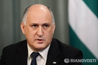 ГЛАВА МИД АБХАЗИИ: ВВЕДЕНИЕ ВИЗ НЕ ОТПУГНЕТ НИЗКОБЮДЖЕТНОГО ТУРИСТА