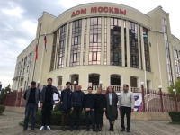 ДОМ МОСКВЫ В СУХУМЕ ПЕРЕДАЛ ХУДОЖЕСТВЕННУЮ ЛИТЕРАТУРУ ШКОЛАМ ОЧАМЧЫРСКОГО РАЙОНА АБХАЗИИ