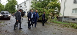 АСЛАН БЖАНИЯ И БЕСЛАН ЭШБА ПРОИНСПЕКТИРОВАЛИ УЛИЦЫ СТОЛИЦЫ