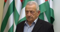 СЕГОДНЯ НАРОДНЫЙ ПИСАТЕЛЬ АБХАЗИИ АЛЕКСЕЙ НОЧИЕВИЧ ГОГУА ОТМЕЧАЕТ СВОЙ 85-ЛЕТНИЙ ЮБИЛЕЙ