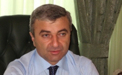 ВАЛЕРИЙ БГАНБА ПОЗДРАВИЛ АШОТА  ГУЛЯНА С ИЗБРАНИЕМ ПРЕДСЕДАТЕЛЕМ НАЦИОНАЛЬНОГО СОБРАНИЯ НКР