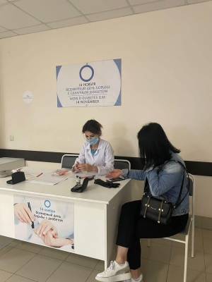 ЭНДОКРИНОЛОГИ РЕСПУБЛИКАНСКОЙ БОЛЬНИЦЫ ПРОВЕЛИ АКЦИЮ В ДЕНЬ БОРЬБЫ С САХАРНЫМ ДИАБЕТОМ