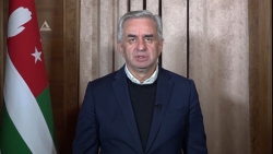 ХАДЖИМБА НЕ БУДЕТ БАЛЛОТИРОВАТЬСЯ НА ПОСТ ПРЕЗИДЕНТА И ОСПАРИВАТЬ РЕШЕНИЕ СУДА