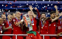СБОРНАЯ ПОРТУГАЛИИ ВПЕРВЫЕ В ИСТОРИИ СТАЛА ЧЕМПИОНОМ ЕВРОПЫ ПО ФУТБОЛУ