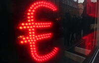 КУРС ЕВРО ПРЕВЫСИЛ 80 РУБЛЕЙ ВПЕРВЫЕ С МАРТА 2016 ГОДА