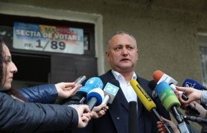 НА ВЫБОРАХ ПРЕЗИДЕНТА МОЛДАВИИ ПОБЕЖДАЕТ ЛИДЕР СОЦИАЛИСТОВ ИГОРЬ ДОДОН