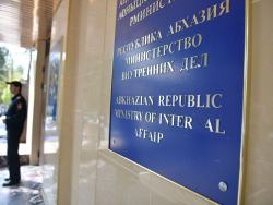 НАЗАР КАРДАНОВ УВОЛЕН ИЗ ОРГАНОВ ВНУТРЕННИХ ДЕЛ