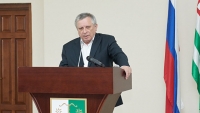 ПРЕМЬЕР АБХАЗИИ: ЕСЛИ НЕ НА РАВНЫХ, ОБЩЕНИЯ С ГРУЗИЕЙ ПРОСТО НЕ БУДЕТ