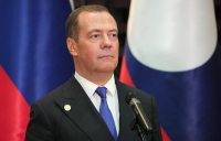 ДМИТРИЙ МЕДВЕДЕВ ПОЗДРАВИЛ БАДРУ ГУНБА С ПОБЕДОЙ НА ВЫБОРАХ ПРЕЗИДЕНТА АБХАЗИИ