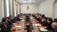 В ПАРЛАМЕНТЕ ОБСУДИЛИ СИТУАЦИЮ С ПОСТАВКОЙ ТОПЛИВА В РЕСПУБЛИКУ