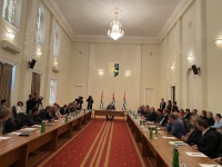 ПРЕЗИДЕНТ ПРОВЕЛ ВСТРЕЧУ С ПРЕДСТАВИТЕЛЯМИ БИЗНЕС-СООБЩЕСТВА