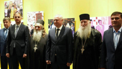 В ЦЕНТРАЛЬНОМ ВЫСТАВОЧНОМ ЗАЛЕ ОТКРЫЛАСЬ ФОТОВЫСТАВКА &laquo;ЦЕРКОВЬ И ГОСУДАРСТВО. ДИАЛОГ ВЕРЫ И ИСТОРИИ&raquo;