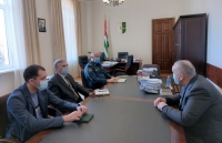 ПРЕМЬЕР-МИНИСТР ПРОВЕЛ СОВЕЩАНИЕ ПО ВОПРОСАМ ПОДГОТОВКИ К ПРИЕМУ И РАЗМЕЩЕНИЮ В СУХУМЕ БЕЖЕНЦЕВ ИЗ ДНР И ЛНР