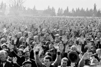 36 ЛЕТ НАЗАД СОСТОЯЛСЯ ИСТОРИЧЕСКИЙ ЛЫХНЕНСКИЙ СХОД