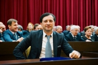 ВИТАЛИЙ ГАБНИЯ: "У НАС ПЫТАЮТСЯ ТАБУИРОВАТЬ ОБСУЖДЕНИЕ ВСЕХ ТЕМ, СВЯЗАННЫХ С РАЗВИТИЕМ СТРАНЫ"