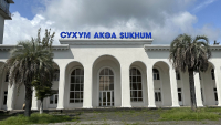 ИНВЕСТОР ЗАВЕРШАЕТ ВОССТАНОВЛЕНИЕ ИСТОРИЧЕСКОГО ТЕРМИНАЛА АЭРОПОРТА В СУХУМЕ