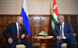 ВЛАДИМИР ПУТИН: РОССИЯ НАМЕРЕНА И ДАЛЬШЕ НАДЕЖНО ГАРАНТИРОВАТЬ БЕЗОПАСНОСТЬ И НЕЗАВИСИМОСТЬ РЕСПУБЛИКИ АБХАЗИЯ