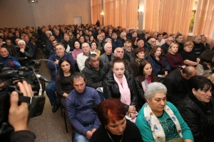 ЕСЛИ РАУЛЬ ХАДЖИМБА  НЕ ПРИМЕТ РЕШЕНИЕ О ДОСРОЧНОЙ ДОБРОВОЛЬНОЙ ОТСТАВКЕ С ПОСТА ПРЕЗИДЕНТА,  БЛОК ОППОЗИЦИОННЫХ СИЛ 15 ДЕКАБРЯ ПРОВЕДЕТ  НАРОДНЫЙ  СХОД
