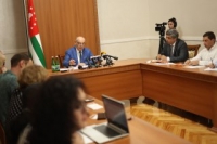 ПРЕЗИДЕНТ ПРОВЕЛ ПРЕСС-КОНФЕРЕНЦИЮ ДЛЯ АБХАЗСКИХ ЖУРНАЛИСТОВ