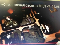 ПО ФАКТУ МАССОВОГО ХРАНЕНИЯ ОРУЖИЯ И БОЕПРИПАСОВ ВОЗБУЖДЕНО УГОЛОВНОЕ ДЕЛО В ОТНОШЕНИИ БЫВШИХ СОТРУДНИКОВ ГСО АХРЫ ДЖОПУА И ДАТО АХАЛАЯ
