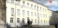 ВЫПОЛНЯЯ ПОРУЧЕНИЯ ПРЕЗИДЕНТА