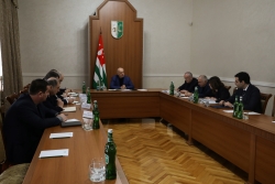 ЕЖЕНЕДЕЛЬНОЕ СОВЕЩАНИЕ У ПРЕЗИДЕНТА