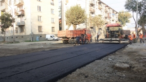 ЗААСФАЛЬТИРОВАНЫ ДВА ГОРОДСКИХ ПЕРЕКРЕСТКА