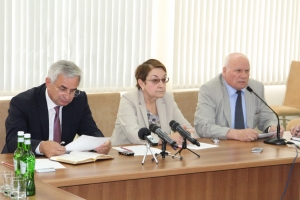 ОБЩЕСТВЕННАЯ ПАЛАТА  ПРЕДЛАГАЕТ СОЗДАТЬ  ОБЩЕСТВЕННЫЕ  СОВЕТЫ  ПРИ МИНИСТЕРСТВЕ ВНУТРЕННИХ ДЕЛ И ГЕНЕРАЛЬНОЙ ПРОКУРАТУРЕ