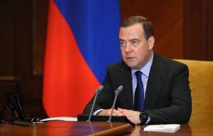 МЕДВЕДЕВ: ДАВЛЕНИЕ НА РФ В СЛУЧАЕ ПРИЗНАНИЯ ЛНР И ДНР БУДЕТ БЕСПРЕЦЕДЕНТНЫМ, НО МЫ ЗНАЕМ, КАК ЕМУ ПРОТИВОСТОЯТЬ