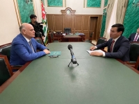 АСЛАН БЖАНИЯ ВСТРЕТИЛСЯ С ГЛАВОЙ КАЛМЫКИИ БАТУ ХАСИКОВЫМ