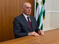 ПРЕЗИДЕНТ АБХАЗИИ АСЛАН БЖАНИЯ ВЫСТУПИЛ С ОБРАЩЕНИЕМ  К НАРОДУ