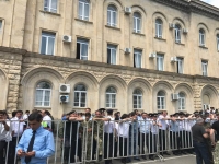 ОППОЗИЦИЯ ТРЕБУЕТ ОТСТАВКИ РАУЛЯ ХАДЖИМБА И ПРОВЕДЕНИЯ  СВОБОДНЫХ ВЫБОРОВ В УСЛОВИЯХ СВОБОДНОЙ И ЧЕСТНОЙ КОНКУРЕНЦИИ