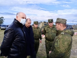 АСЛАН БЖАНИЯ ПОСЕТИЛ ПОДРАЗДЕЛЕНИЯ МО В ВОСТОЧНОЙ АБХАЗИИ