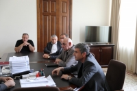 АЛЕКСАНДР АНКВАБ ВСТРЕТИЛСЯ С ДЕПУТАТАМИ НАРОДНОГО СОБРАНИЯ-ПАРЛАМЕНТА