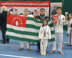 ТИМУР БУТБА И АЛЬБЕРТ КИРАКОСЯН - ЧЕМПИОНЫ РОССИИ ПО КОСИКИ КАРАТЭ