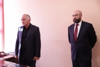 БЕСЛАН ДЖОПУА ПРЕДСТАВИЛ ТЕЙМУРАЗА ХИШБА КОЛЛЕКТИВУ МИНИСТЕРСТВА ТУРИЗМА