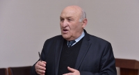 ДЕПУТАТЫ ПАРЛАМЕНТА ОТКАЗАЛИСЬ ПРИНИМАТЬ ОБРАЩЕНИЕ К НАРОДУ, ПРЕДЛОЖЕННОЕ СПИКЕРОМ ВАЛЕРИЕМ КВАРЧИЯ