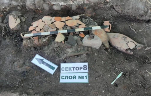 В СУХУМСКОЙ КРЕПОСТИ ОБНАРУЖЕНЫ ДРЕВНИЕ АМФОРЫ