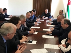 АЛЕКСАНДР АНКВАБ ПРОВЕЛ ПЕРВОЕ РАБОЧЕЕ СОВЕЩАНИЕ С ИСПОЛНЯЮЩИМИ ОБЯЗАННОСТИ МИНИСТРОВ