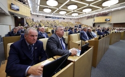 ДЕПУТАТЫ ГОСДУМЫ СОКРАТЯТ РАСХОДЫ НА КОМАНДИРОВКИ В ЕВРОПУ, НО ПРИЕДУТ В АБХАЗИЮ