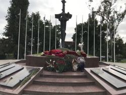 В СУХУМЕ ОТМЕЧАЮТ 25-ЛЕТИЕ ОСВОБОЖДЕНИЯ ГОРОДА