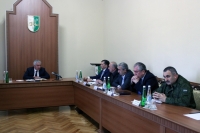 ПРЕЗИДЕНТ РАУЛЬ ХАДЖИМБА ПРОВЕЛ СОВЕЩАНИЕ С РУКОВОДИТЕЛЯМИ СИЛОВЫХ СТРУКТУР РЕСПУБЛИКИ