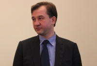 ДМИТРИЙ СЕРИКОВ: ДОЛГОВ ПО ЗАРПЛАТЕ БЮДЖЕТНИКАМ У НАС НЕТ
