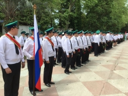 В СУХУМЕ ОТКРЫЛИ МЕМОРИАЛЬНУЮ ДОСКУ РОССИЙСКОМУ ПОГРАНИЧНИКУ АНДРЕЮ УДАЛЬЦОВУ, ПОГИБШЕМУ В ГАЛСКОМ РАЙОНЕ ПРИ ИСПОЛНЕНИИ ВОИНСКОГО ДОЛГА