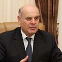 СОПРЕДСЕДАТЕЛЬ БЛОКА ОППОЗИЦИОННЫХ СИЛ АСЛАН БЖАНИЯ ВЫСТУПАЕТ ЗА ВЫНЕСЕНИЕ НА ВСЕНАРОДНЫЙ РЕФЕРЕНДУМ ВОПРОСА О ДОВЕРИИ ПРЕЗИДЕНТУ