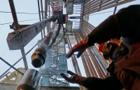 РОССИЯ И САУДОВСКАЯ АРАВИЯ ПОДПИСАЛИ ЗАЯВЛЕНИЕ ПО СТАБИЛИЗАЦИИ РЫНКА НЕФТИ